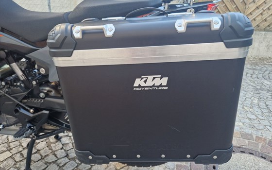 Gebrauchtmotorrad KTM 890 Adventure - Bild 6 Gebrauchtmotorrad KTM 890 Adventure - Bild 6