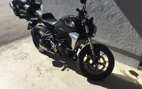 Gebrauchtmotorrad Honda CB300R - Bild 5 Gebrauchtmotorrad Honda CB300R - Bild 5