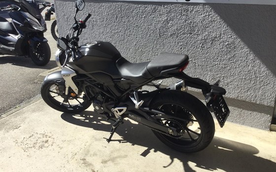 Gebrauchtmotorrad Honda CB300R - Bild 6 Gebrauchtmotorrad Honda CB300R - Bild 6
