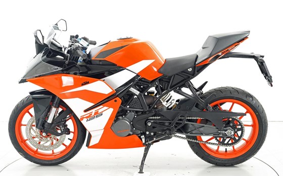 Motorrad Occasion KTM RC 125 - Bild 5