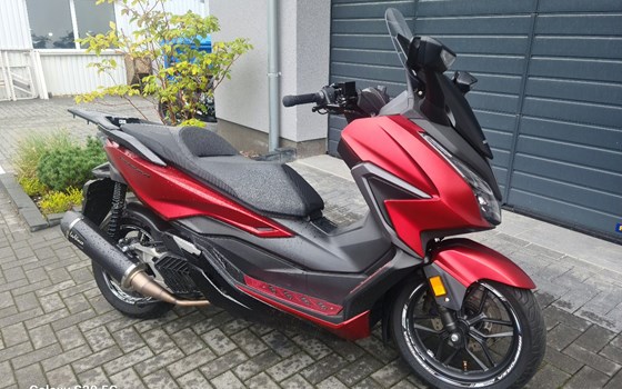 Gebrauchtmotorrad Honda Forza 125 - Bild 1