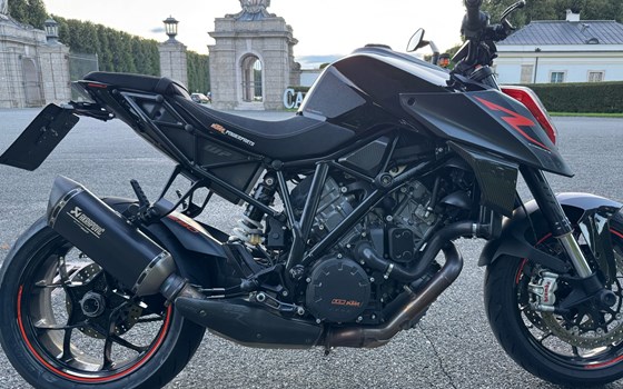 Gebrauchtmotorrad KTM 1290 Super Duke R - Bild 9 Gebrauchtmotorrad KTM 1290 Super Duke R - Bild 9