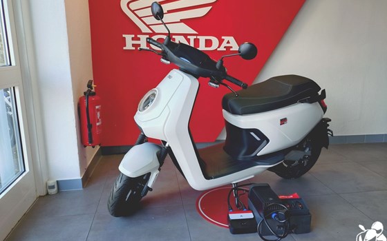 Gebrauchtmotorrad NIU MQi GT EVO - Bild 1