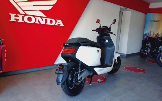 Gebrauchtmotorrad NIU MQi GT EVO - Bild 4