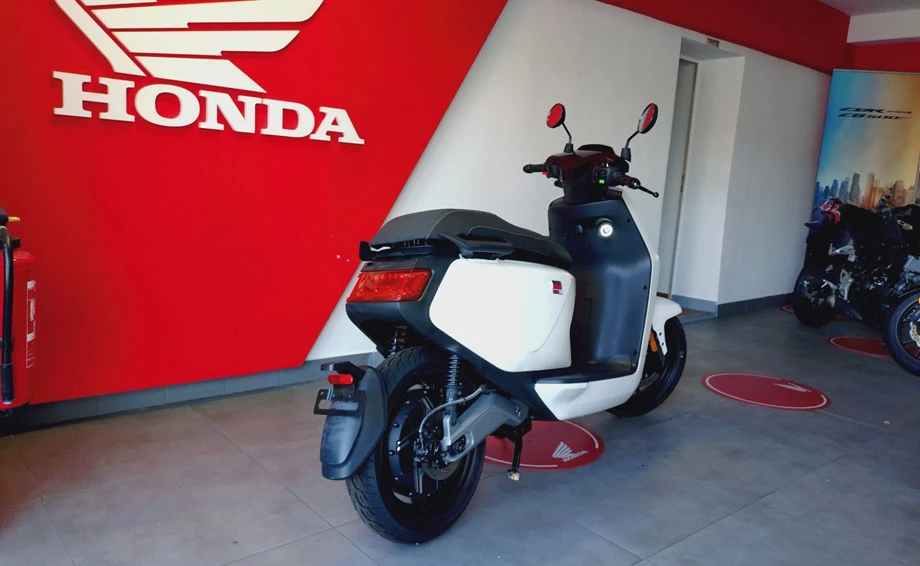 Angebot NIU MQi GT EVO Bild 4: Angebot NIU MQi GT EVO