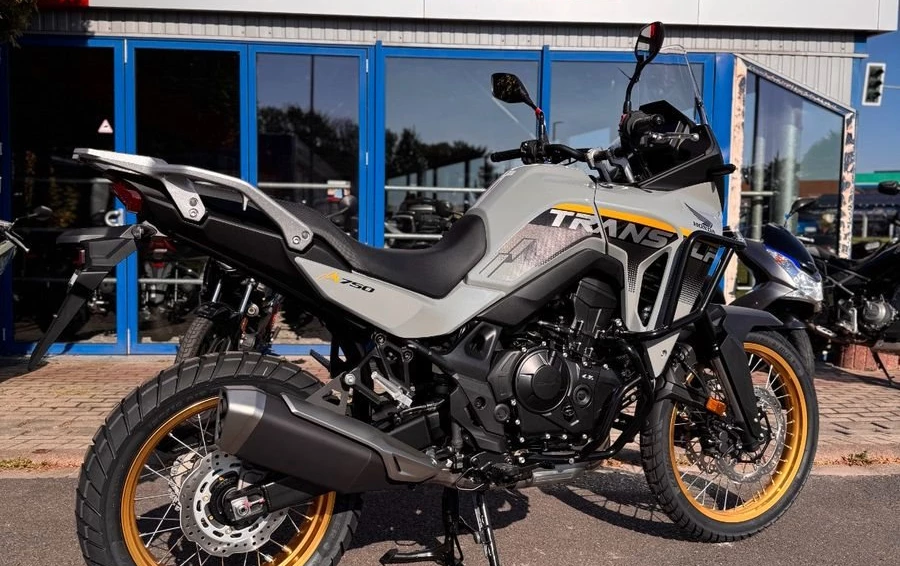 Angebot Honda XL750 Transalp Bild 5: Angebot Honda XL750 Transalp