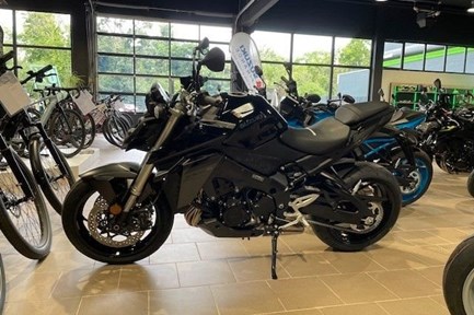 Suzuki GSX-S950