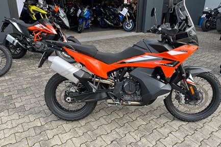 KTM 890 Adventure