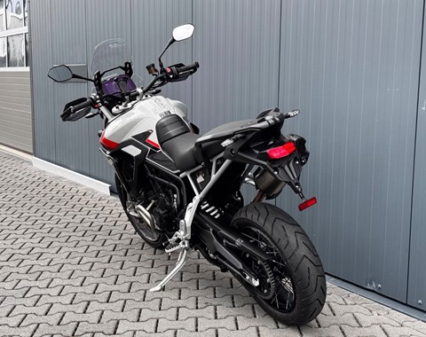 zum Vergrössern bitte anklicken!