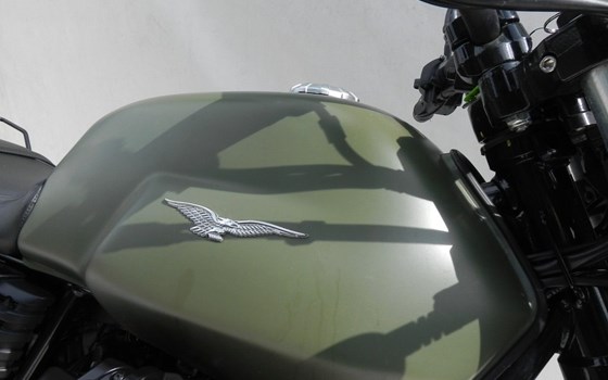 Gebrauchtmotorrad Moto Guzzi V7 750 Stone - Bild 17