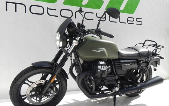 Gebrauchtmotorrad Moto Guzzi V7 750 Stone - Bild 2