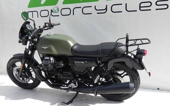 Gebrauchtmotorrad Moto Guzzi V7 750 Stone - Bild 3