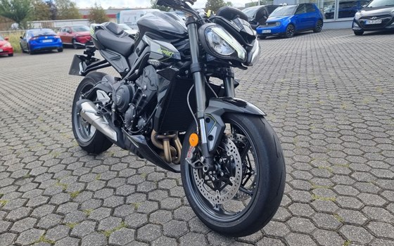 Gebrauchtmotorrad Triumph Street Triple 765 RS - Bild 1