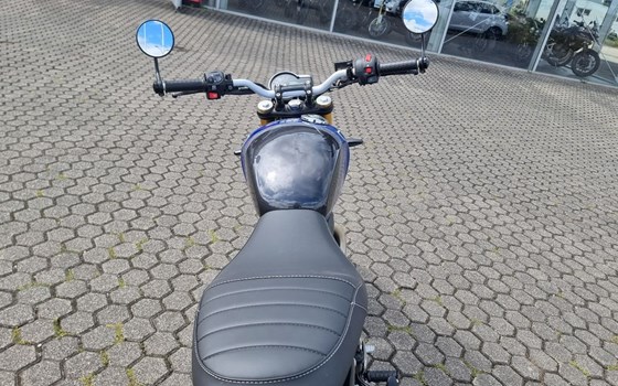 Gebrauchtmotorrad Triumph Speed 400 - Bild 4