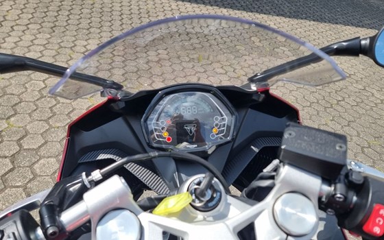 Gebrauchtmotorrad Triumph Daytona 660 - Bild 10