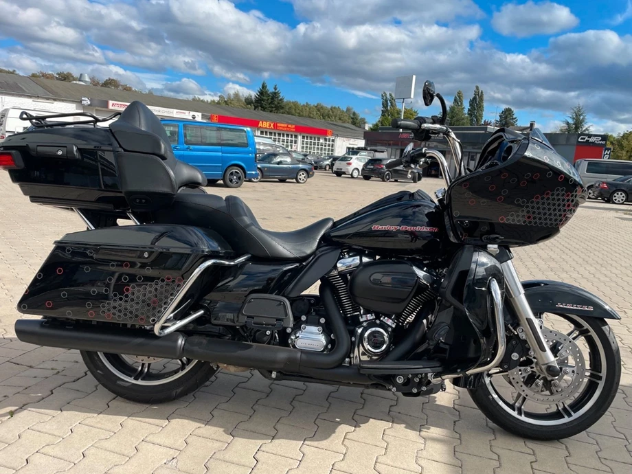 Angebot Harley-Davidson CVO Road Glide Limited FLTRKSE Bild 2: Angebot Harley-Davidson CVO Road Glide Limited FLTRKSE