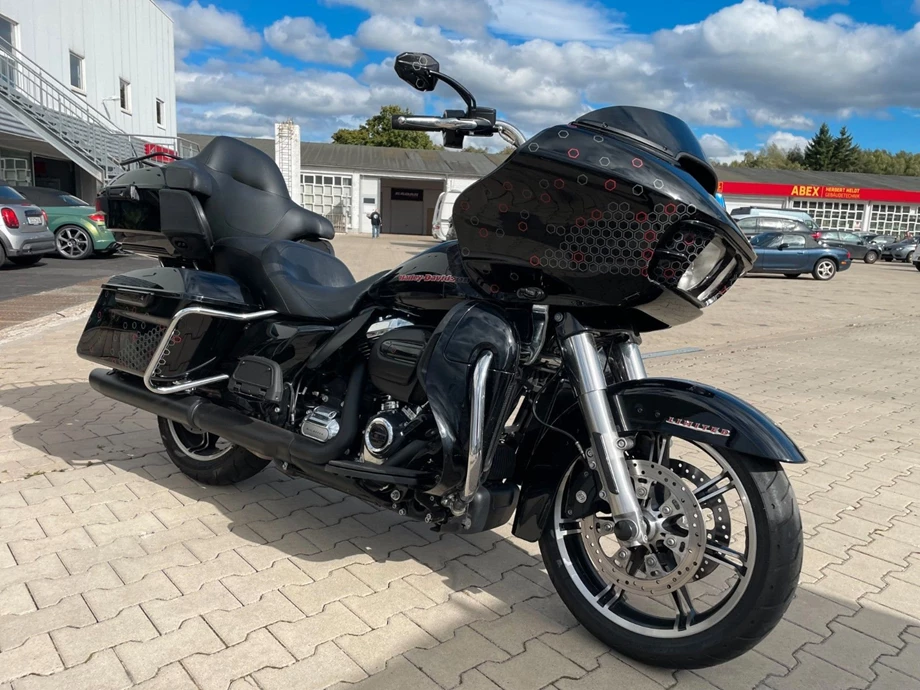 Angebot Harley-Davidson CVO Road Glide Limited FLTRKSE Bild 3: Angebot Harley-Davidson CVO Road Glide Limited FLTRKSE