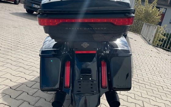 Gebrauchtmotorrad Harley-Davidson CVO Road Glide Limited FLTRKSE - Bild 7