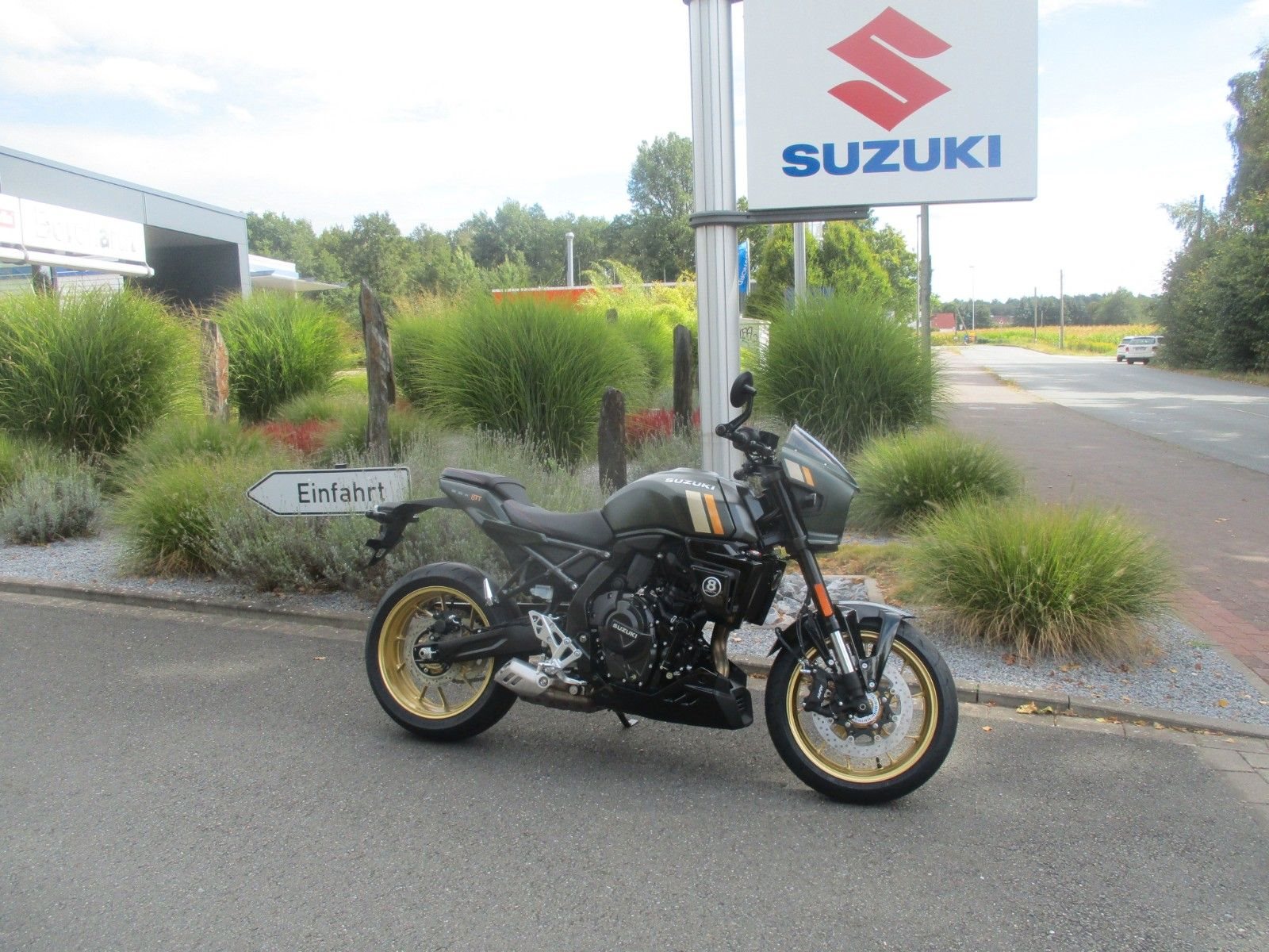 Suzuki GSX-8TT