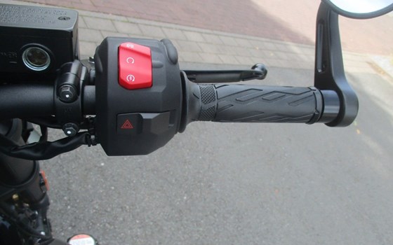 Neufahrzeug Suzuki GSX-8TT - Bild 11