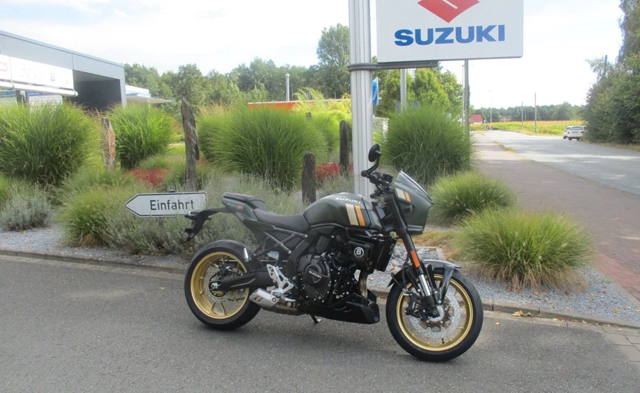 Angebot Suzuki GSX-8TT Bild 2: Angebot Suzuki GSX-8TT