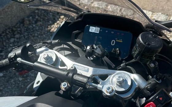 Neufahrzeug CFMOTO 675SR-R - Bild 13