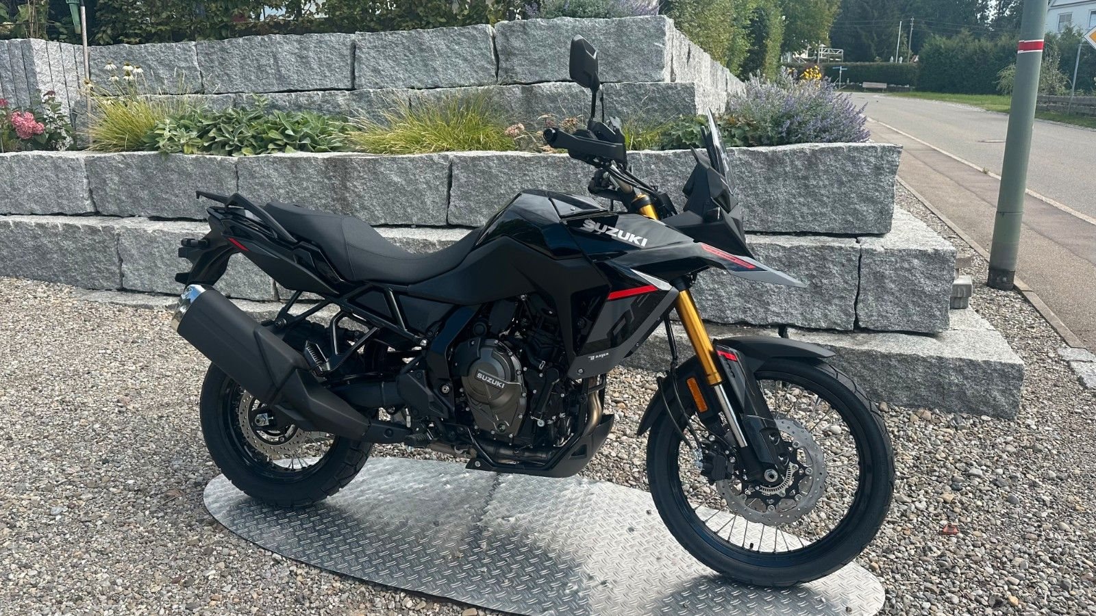 Suzuki V-Strom 800DE 