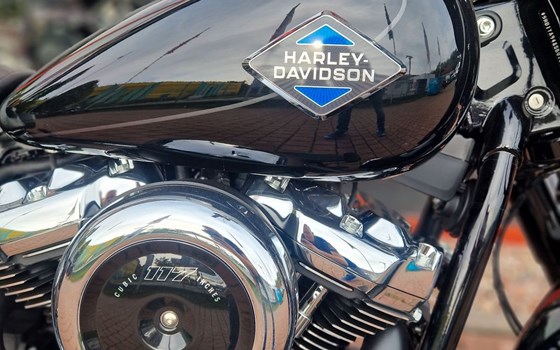 Gebrauchtmotorrad Harley-Davidson Softail Heritage Classic 114 FLHCS - Bild 12