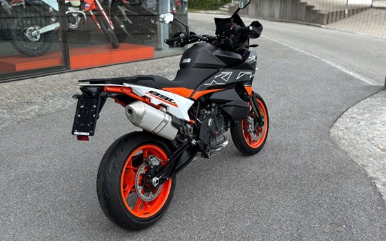 Neufahrzeug KTM 890 SMT - Bild 7