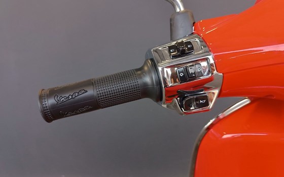 Neufahrzeug Vespa 125 Primavera - Bild 17
