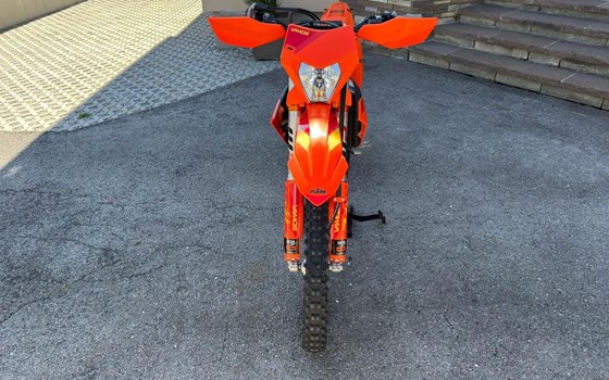 Gebrauchtmotorrad KTM 500 EXC-F SIX DAYS - Bild 7 Gebrauchtmotorrad KTM 500 EXC-F SIX DAYS - Bild 7