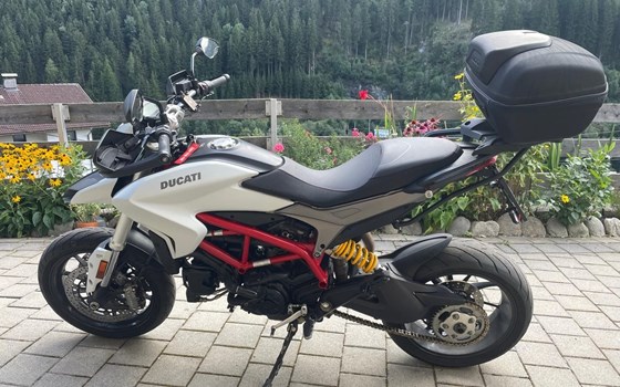 Gebrauchtmotorrad Ducati Hypermotard 939 - Bild 1 Gebrauchtmotorrad Ducati Hypermotard 939 - Bild 1