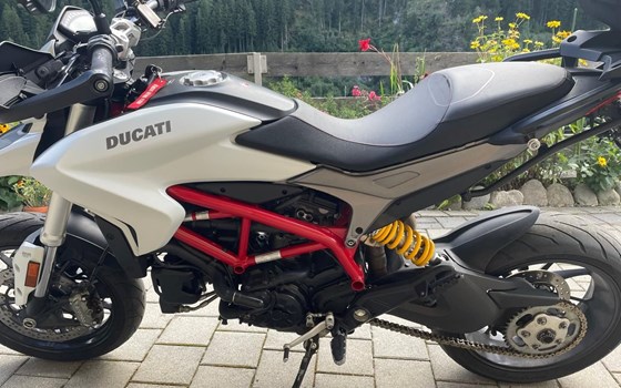Gebrauchtmotorrad Ducati Hypermotard 939 - Bild 4 Gebrauchtmotorrad Ducati Hypermotard 939 - Bild 4