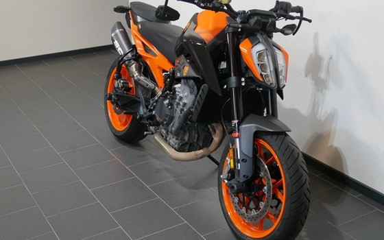 Gebrauchtmotorrad KTM 890 Duke GP - Bild 4