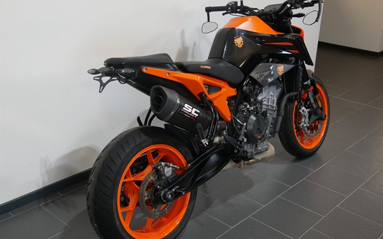Gebrauchtmotorrad KTM 890 Duke GP - Bild 6