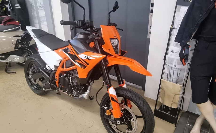 Angebot KTM 125 SMC R Bild 2: Angebot KTM 125 SMC R