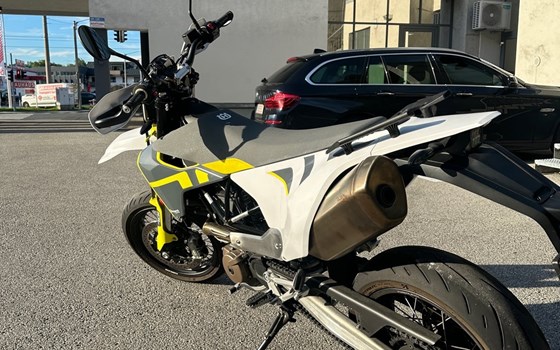 Gebrauchtmotorrad Husqvarna 701 Supermoto - Bild 1 Gebrauchtmotorrad Husqvarna 701 Supermoto - Bild 1