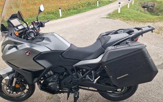 Gebrauchtmotorrad Honda NT1100 DCT - Bild 4 Gebrauchtmotorrad Honda NT1100 DCT - Bild 4