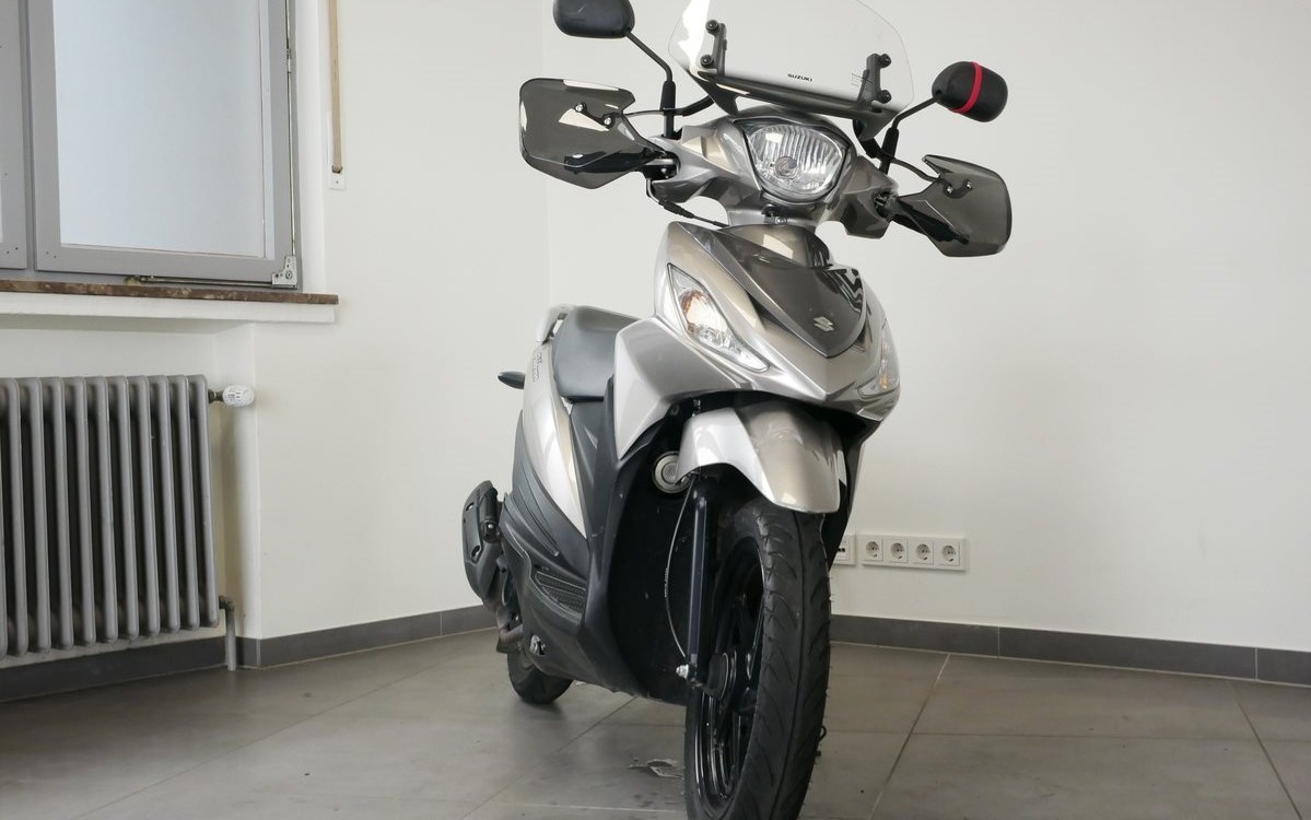 Zum Vergrößern bitte anklicken! Angebot Suzuki Address 110