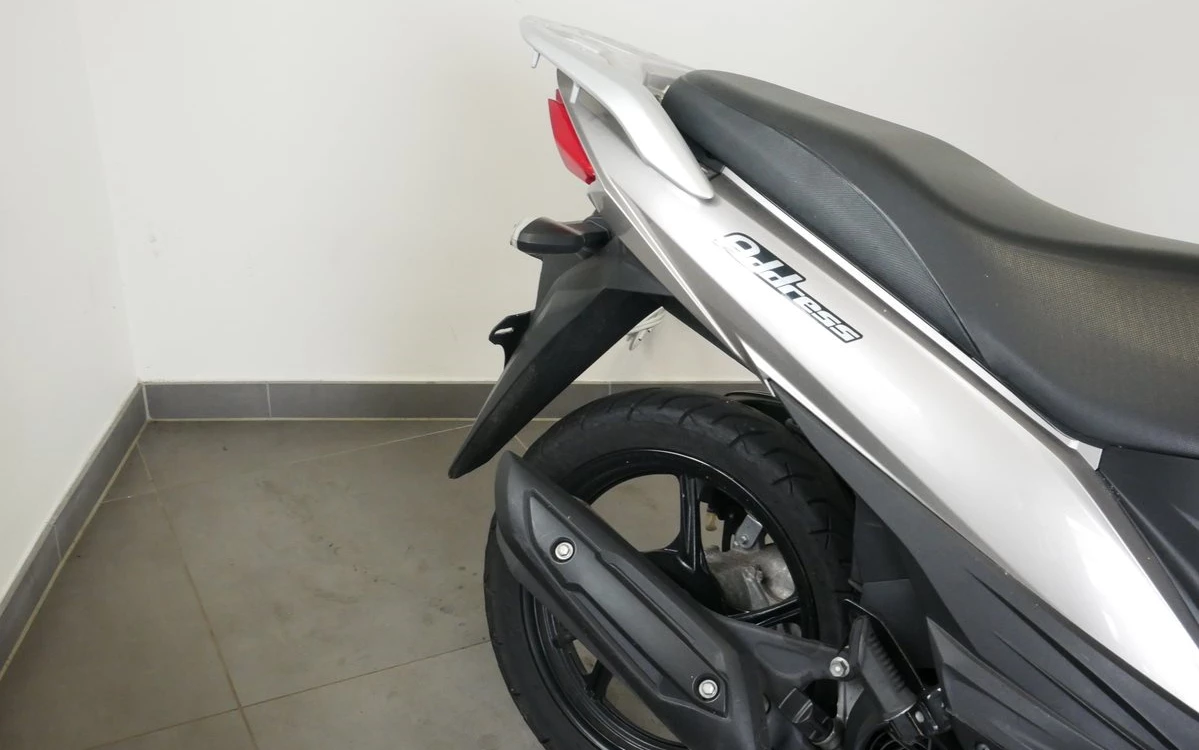 Zum Vergrößern bitte anklicken! Angebot Suzuki Address 110