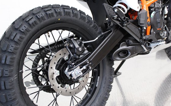 Neufahrzeug KTM 125 Enduro R - Bild 9