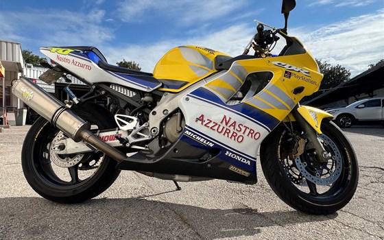 Gebrauchtmotorrad Honda CBR600RR - Bild 9 Gebrauchtmotorrad Honda CBR600RR - Bild 9
