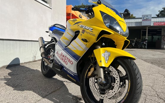 Gebrauchtmotorrad Honda CBR600RR - Bild 11 Gebrauchtmotorrad Honda CBR600RR - Bild 11