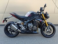 Neumotorrad Triumph Speed Triple 1200 RS Kurvenausklang - Demobike/Aktion gültig bis 27.9.2025