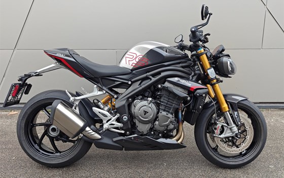 Gebrauchtmotorrad Triumph Speed Triple 1200 RS - Bild 1
