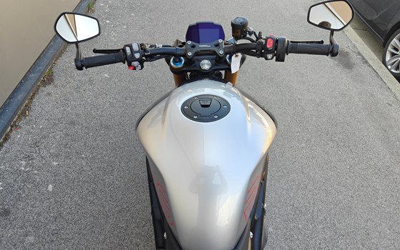 Gebrauchtmotorrad Triumph Speed Triple 1200 RS - Bild 6 Gebrauchtmotorrad Triumph Speed Triple 1200 RS - Bild 6