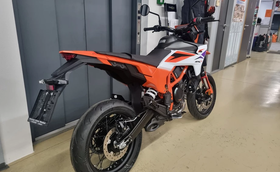 Angebot KTM 390 SMC R Bild 3: Angebot KTM 390 SMC R