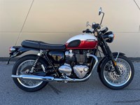 Neumotorrad Triumph Bonneville T120 Kurvenausklang - Demobike/Aktion gültig bis 27.9.2025!