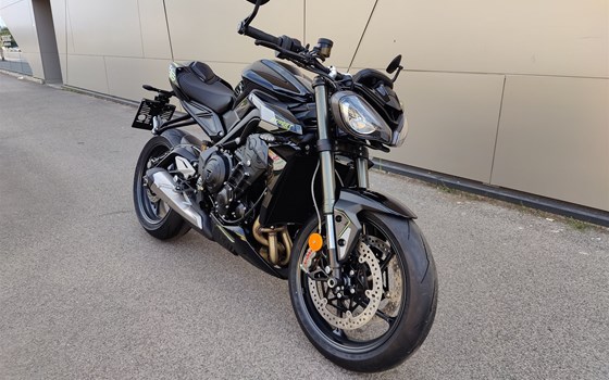 Gebrauchtmotorrad Triumph Street Triple 765 RS - Bild 2 Gebrauchtmotorrad Triumph Street Triple 765 RS - Bild 2