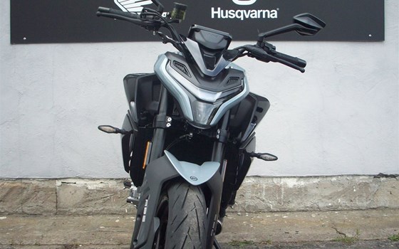 Neufahrzeug CFMOTO 675NK - Bild 3